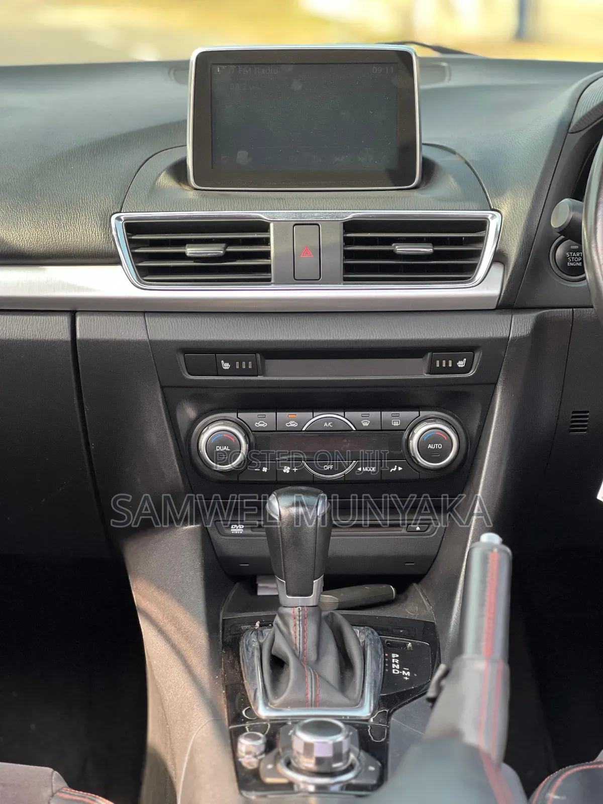 Mazda Axela 2015 Red
