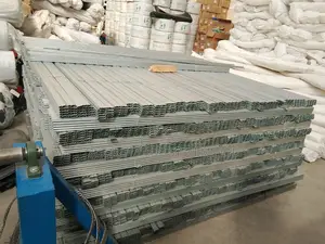 Locking Profiles for Greenhouse Construction