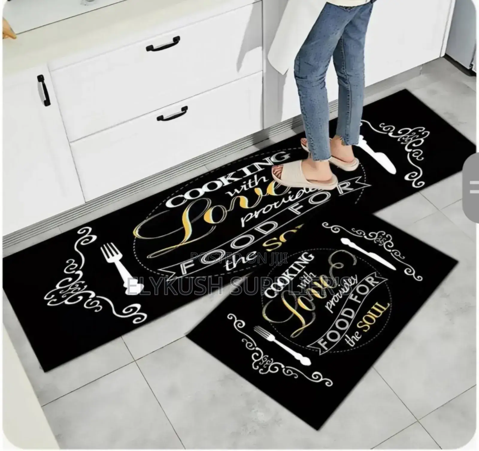 2pc Kitchen Mats*
Large Size: 120 X 45 Cm
Small Size: 75 X 45 Cm