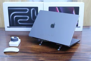 Laptop Apple MacBook Pro M1 16GB Apple M1 Pro SSD 1T
