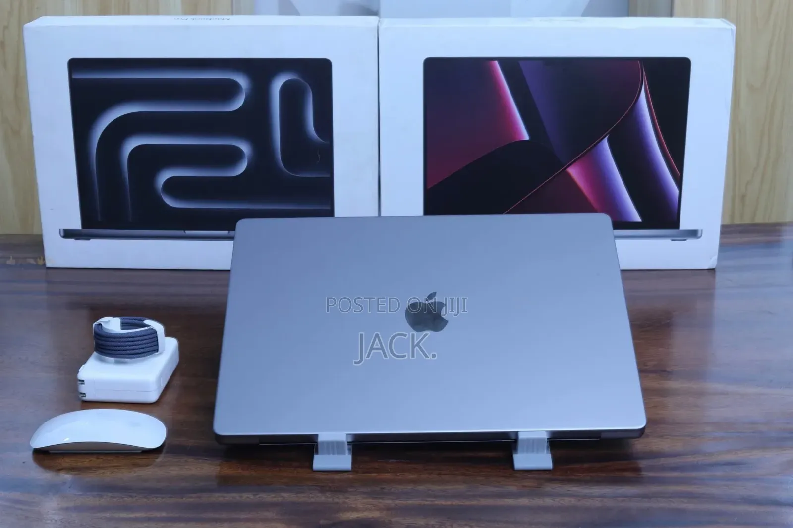 Laptop Apple MacBook Pro M1 16GB Apple M1 Pro SSD 1T