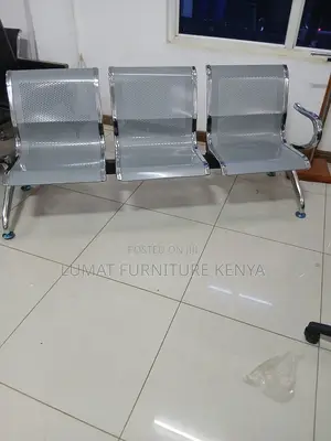 Non-Cushioned Visitor Bench