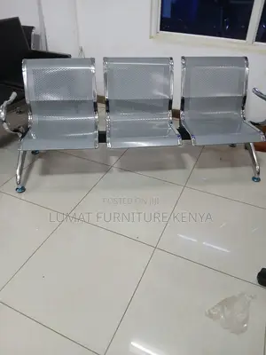 Non-Cushioned Visitor Bench