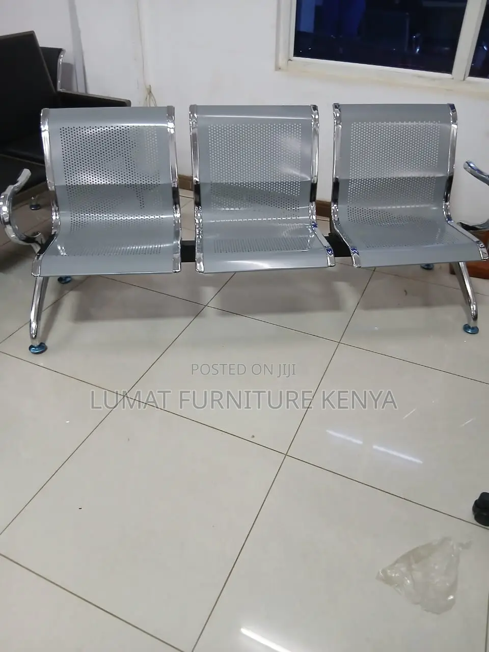 Non-Cushioned Visitor Bench