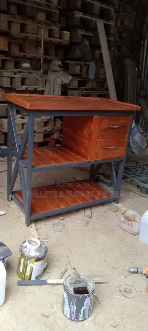 Urban Chef Kitchen Table