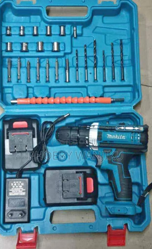 Ideal Makita Drill (Two Batteries and Accessories) - main view