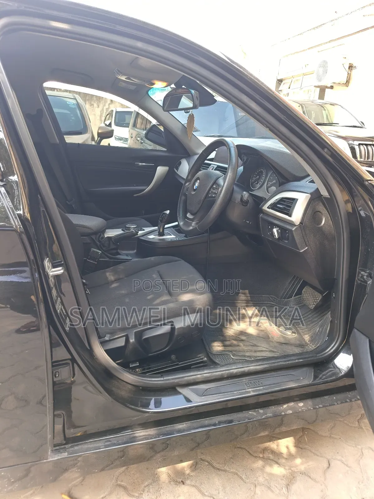 BMW 118i 2018 Black