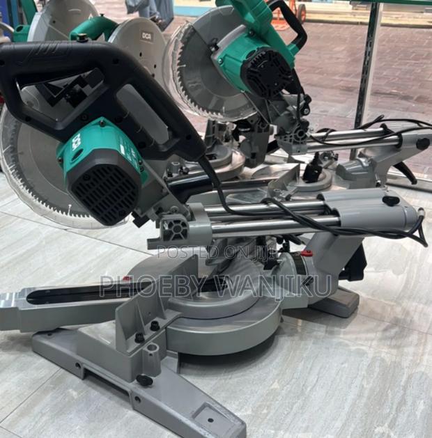 Ideal (Dca)Professional Sliding Miter Machine *With Blades*