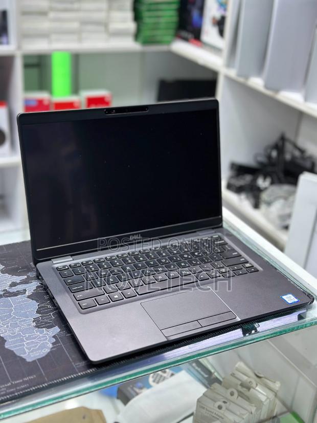 Laptop Dell Latitude 5300 16GB Intel Core I7 SSD 256GB - main view