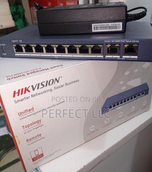 10 Ports Hikvision Smart Switch (8+2) - main view