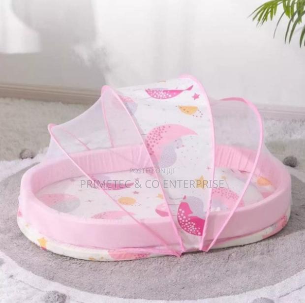 Comfy Baby Nest - main view