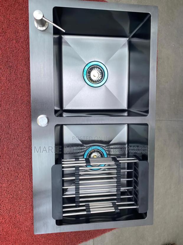 Sink Silver With Fitting on It Ad Soap Dish - main view