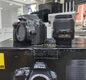 Nikon D5300 + 18-55mm