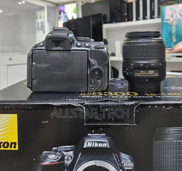 Nikon D5300 + 18-55mm - thumbnail 4