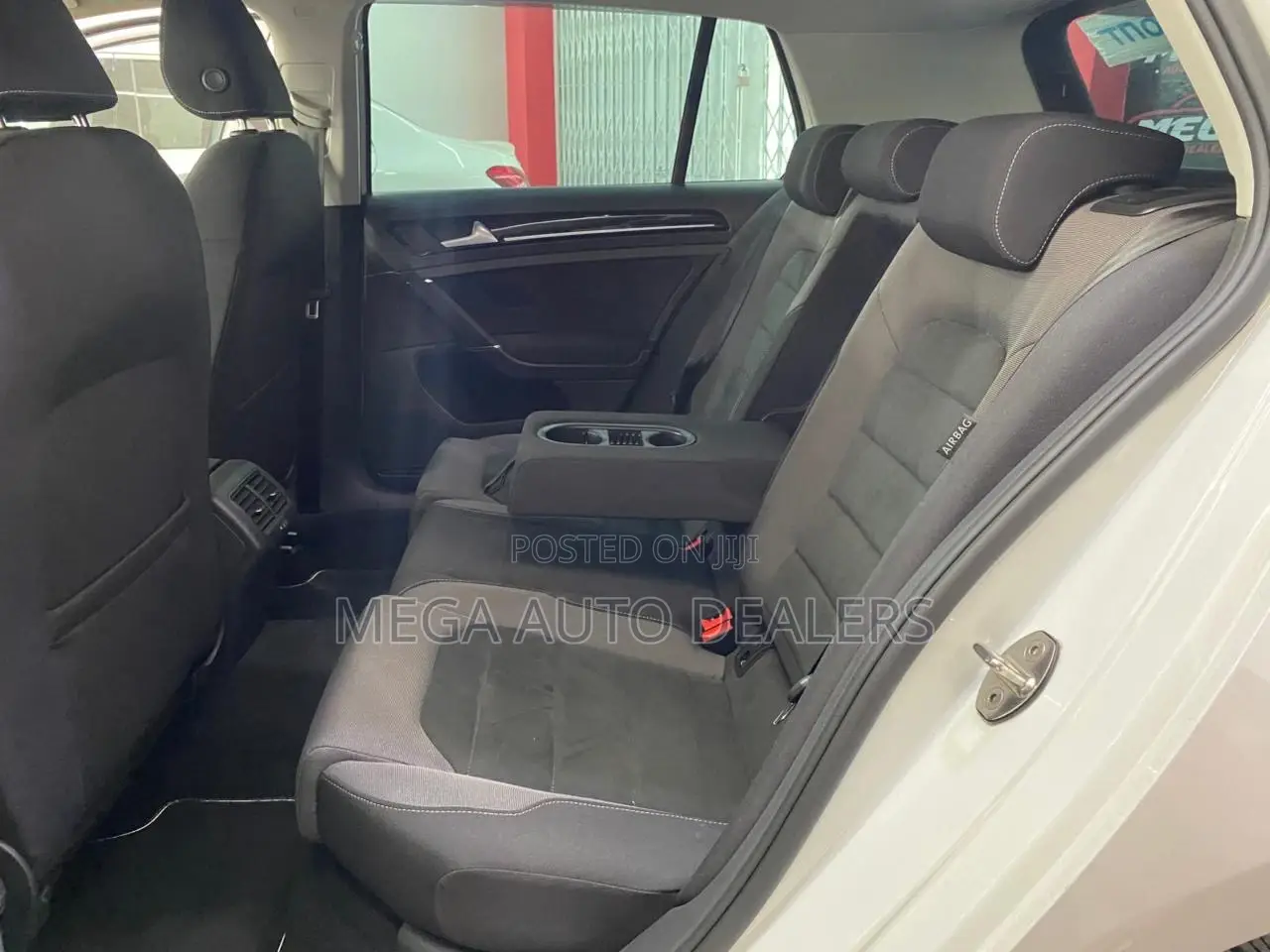 Volkswagen Golf 2018 White