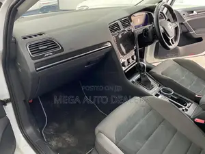 Volkswagen Golf 2018 White