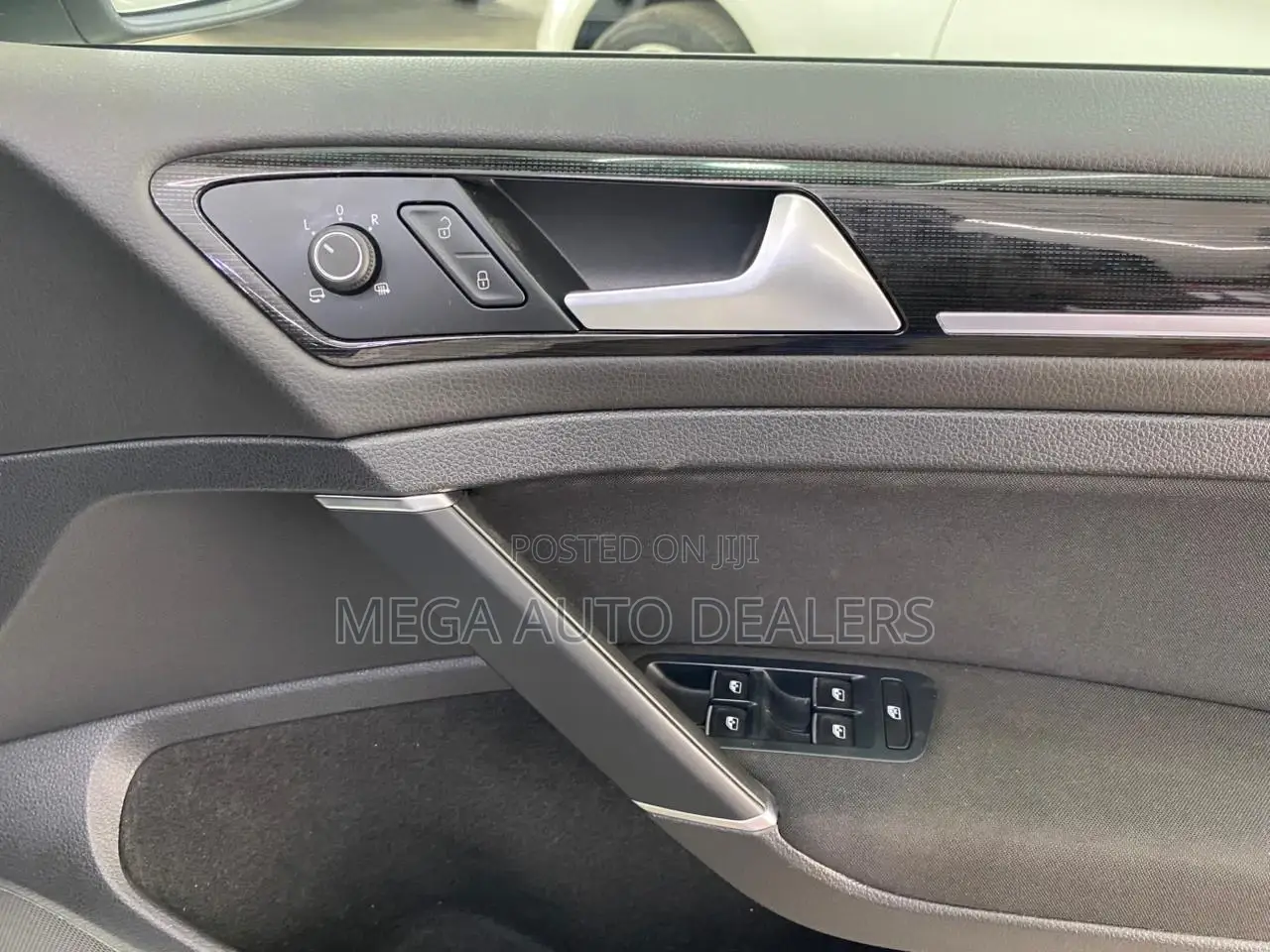 Volkswagen Golf 2018 White