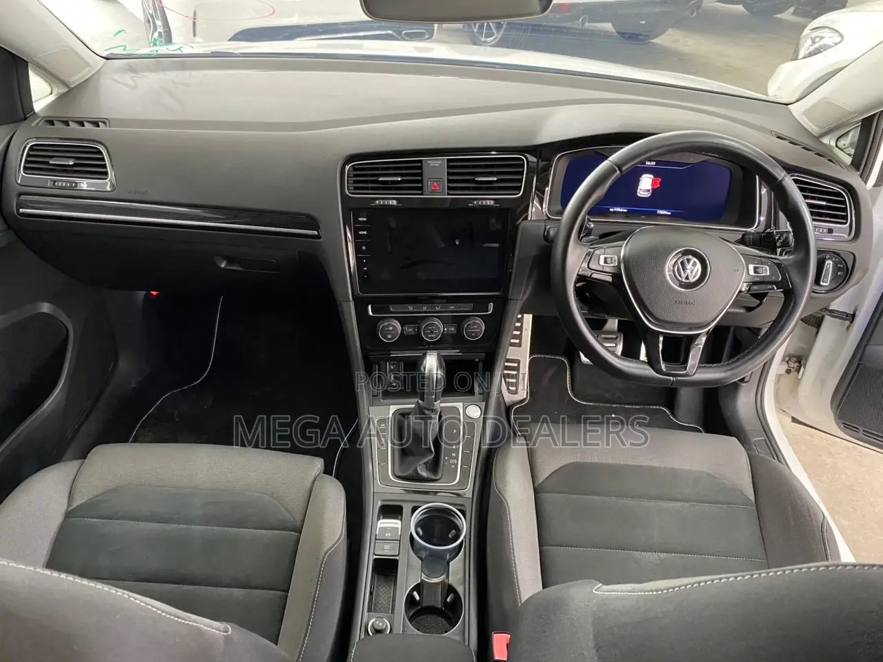 Volkswagen Golf 2018 White