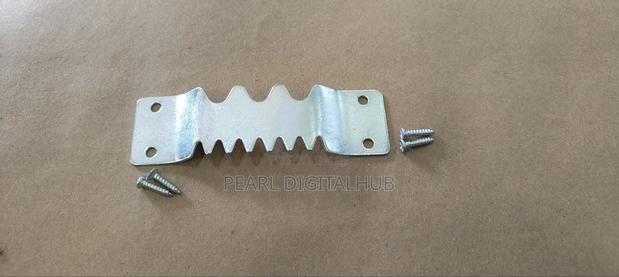 Silver Heavy Duty Mh8 Frame Hook's