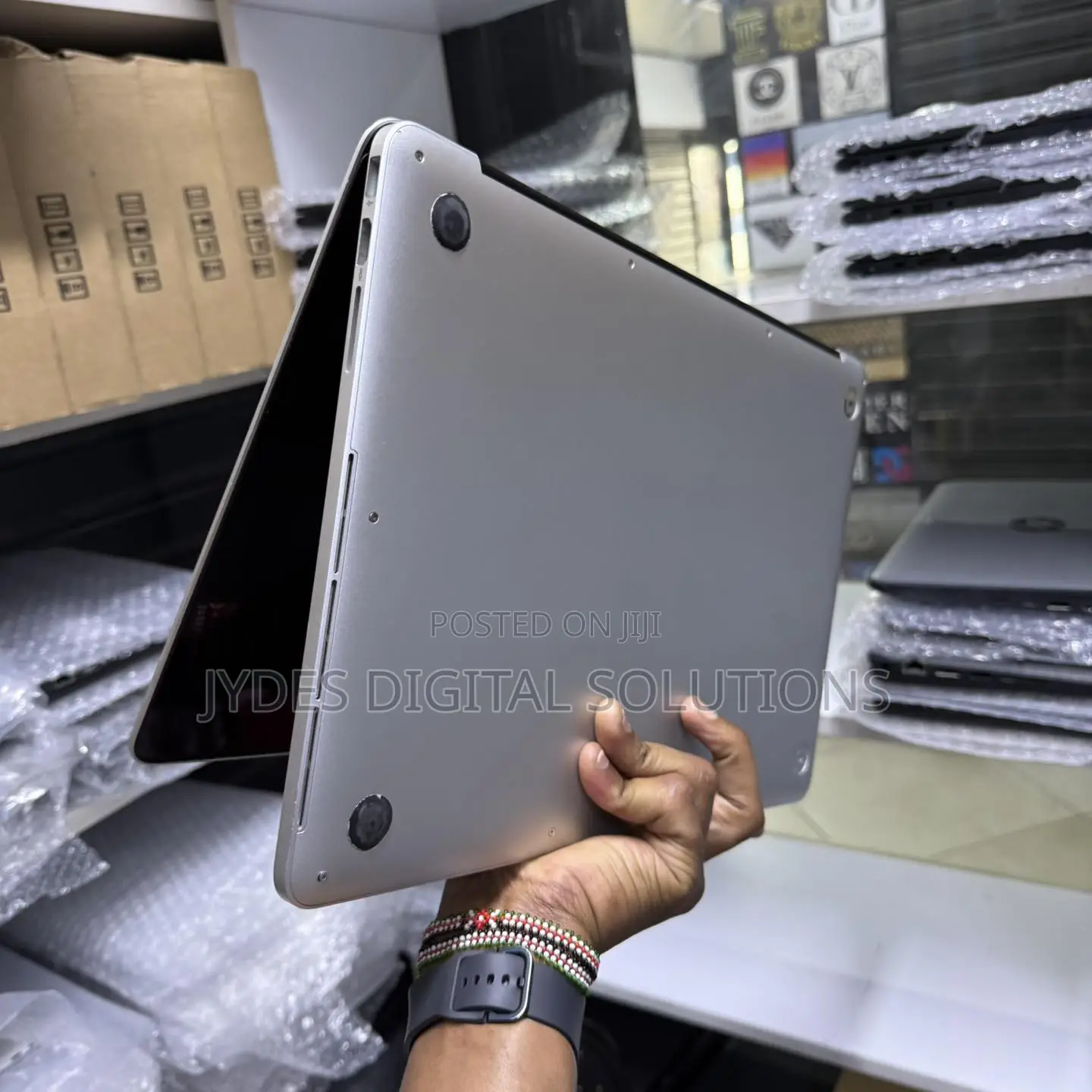 Laptop Apple MacBook Pro 2015 16GB Intel Core I7 SSD 256GB