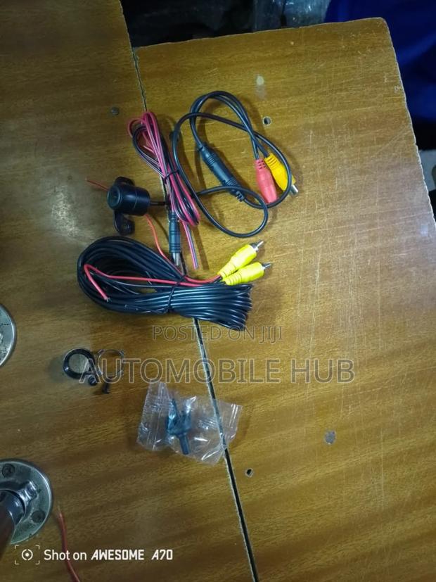 Drilled-in Bumper Reverse Camera – Hd Night Vision Waterproof - thumbnail 2
