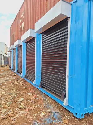Instant Fix For Your Shops Need- 40ft Container Stalls Available