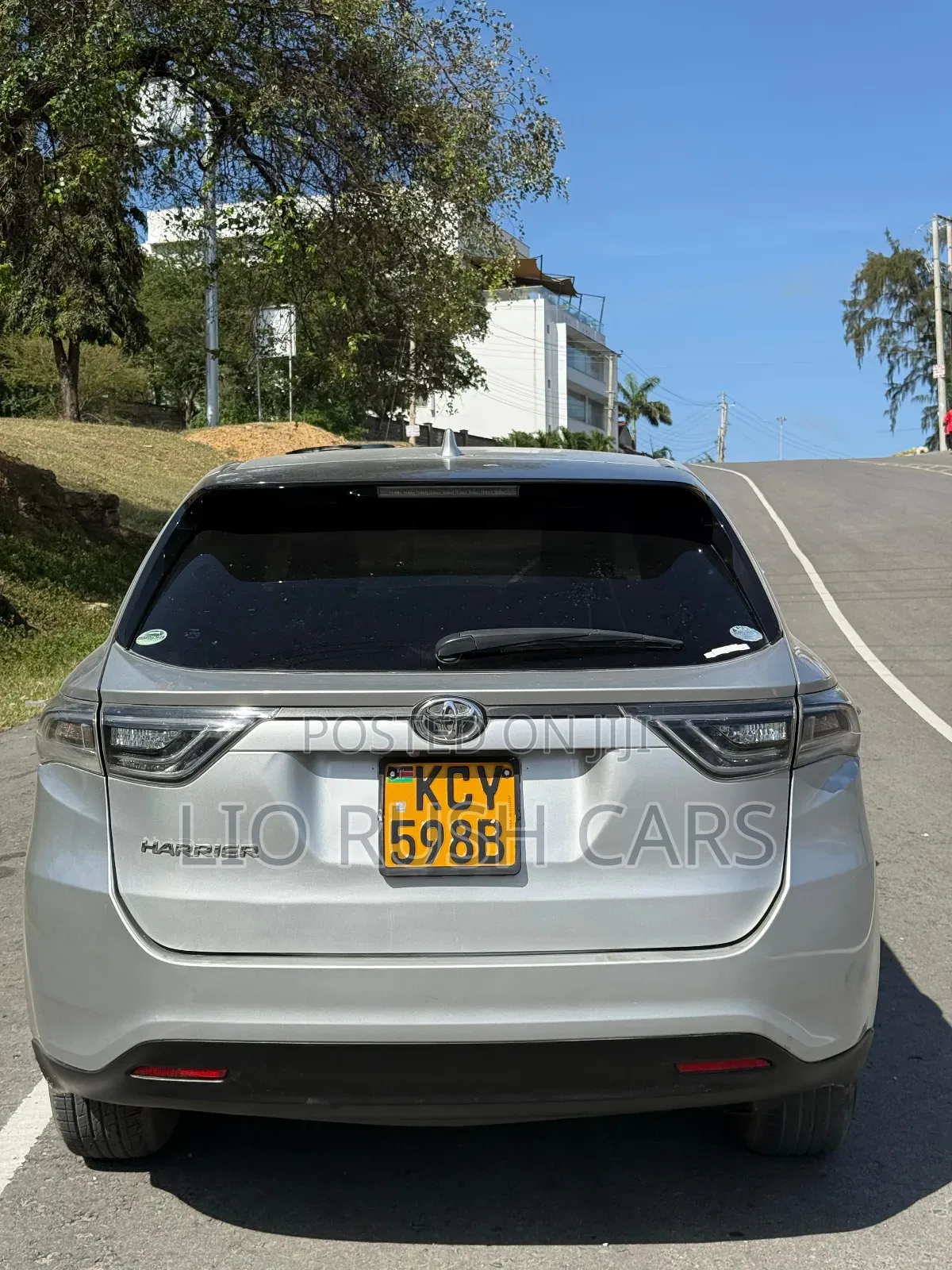 Toyota Harrier 2013 Silver
