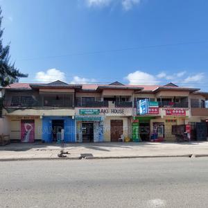 Self-Contained Retail Shop