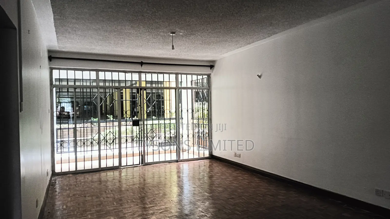 3bdrm Apartment in Kilimani, Hurlingham for sale