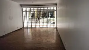 3bdrm Apartment in Kilimani, Hurlingham for sale