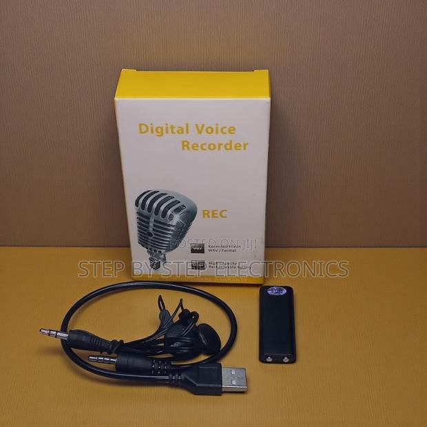 Smallest 8gb Digital Audio Recorder With Noise Reduction Feature