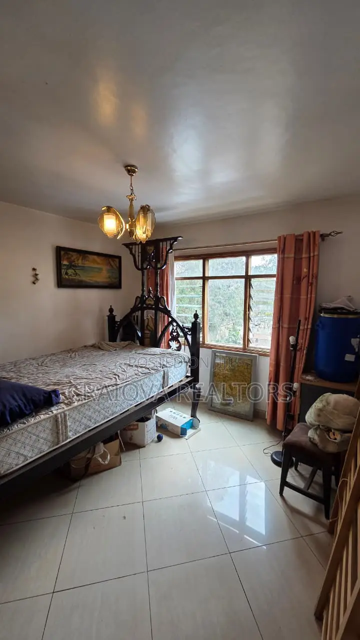 5bdrm Duplex in Parklands/Highridge for rent