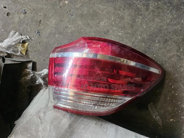 Taillight Crown 2010 Royal Saloon
