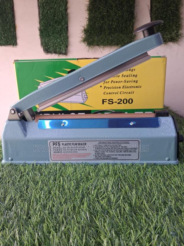 Brand New 200mm Metallic Sealer - main view