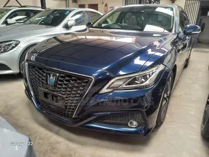Toyota Crown 2019 Blue