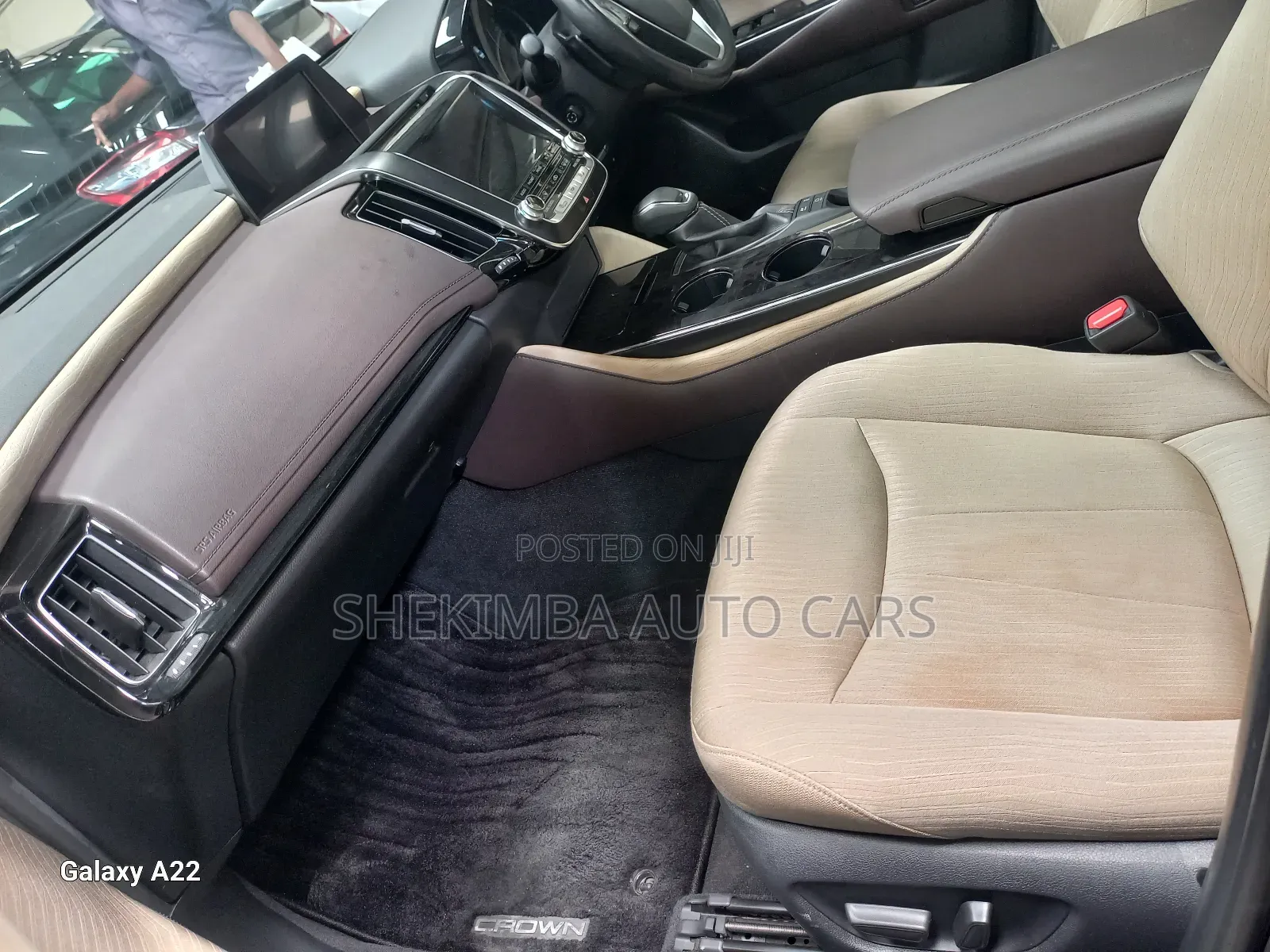 Toyota Crown 2019 Blue