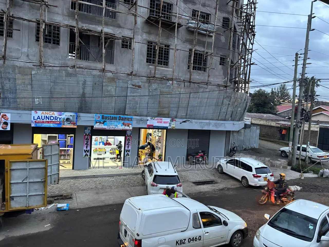 Self Contained Shop to Let