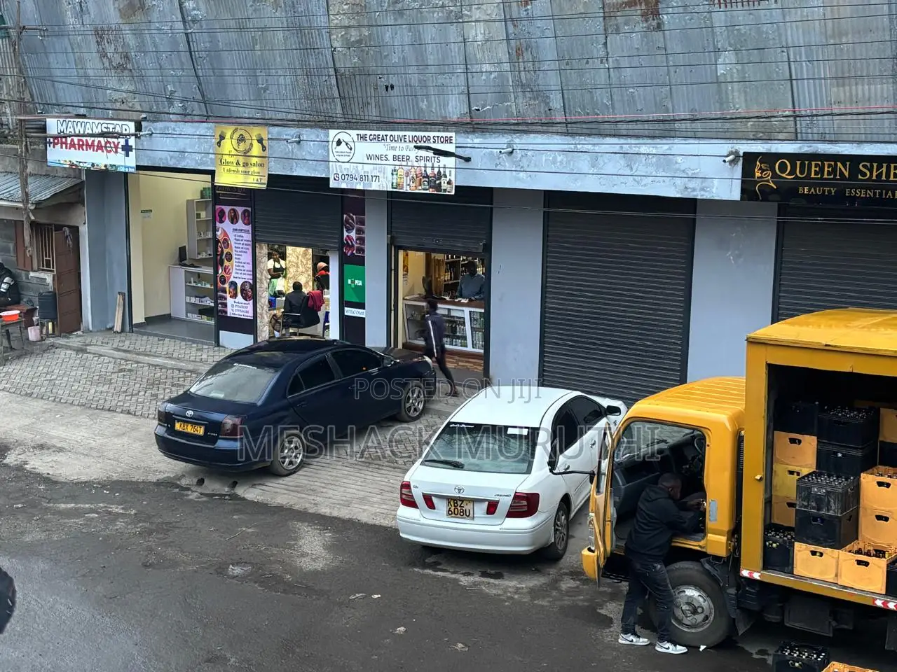 Self Contained Shop to Let