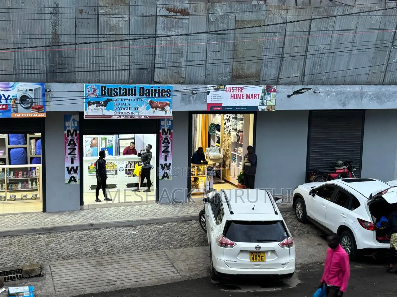 Self Contained Shop to Let