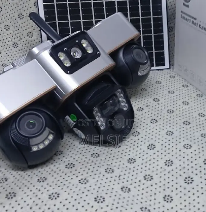 Outdoor PTZ Camera4g Triple Lens Solar PTZ Camera Rotatable With App