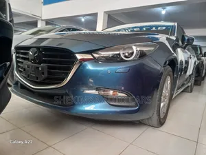 Mazda Axela 2018