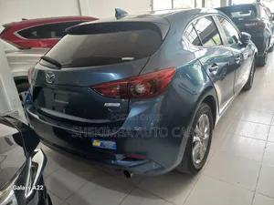 Mazda Axela 2018