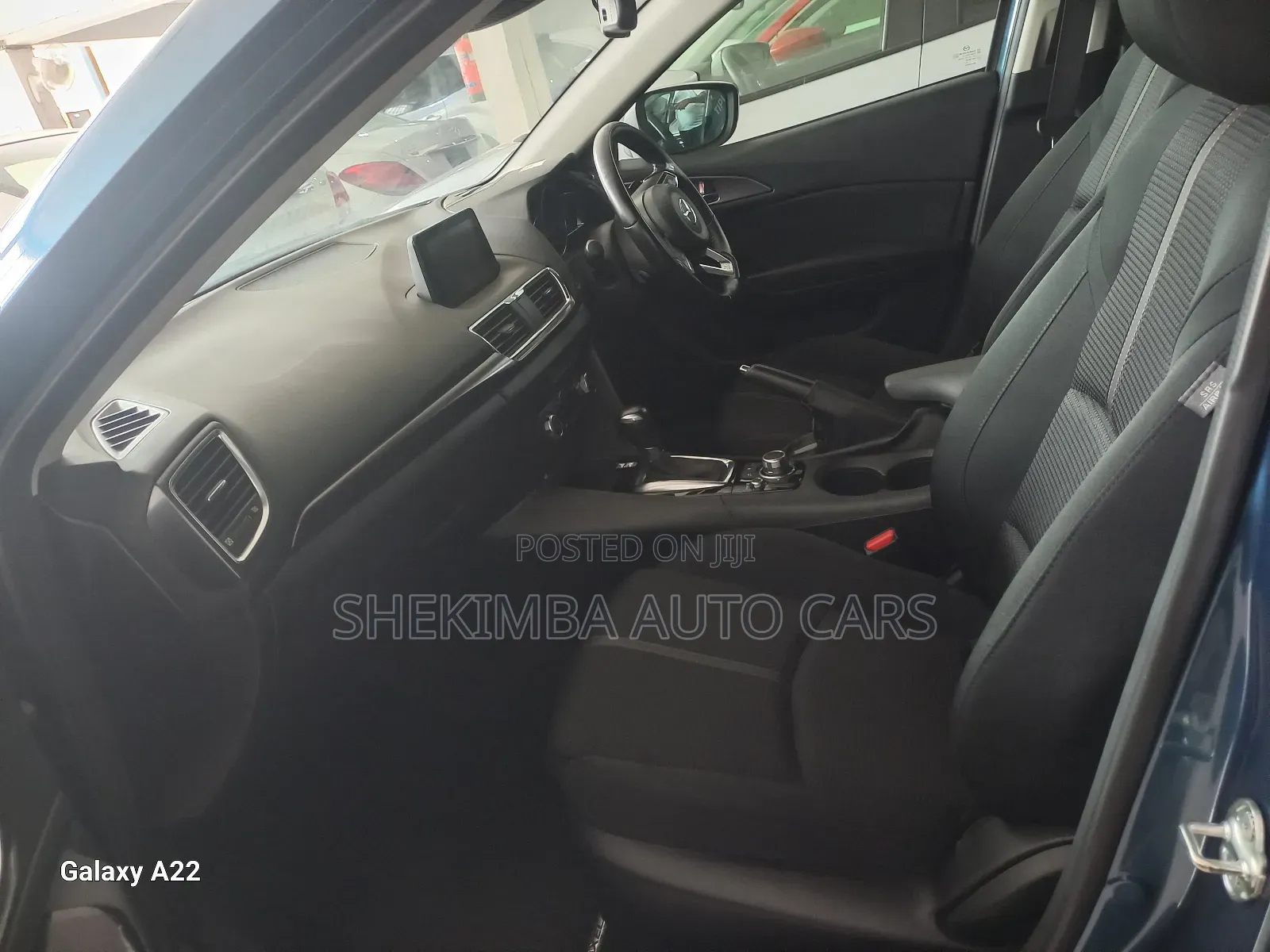 Mazda Axela 2018