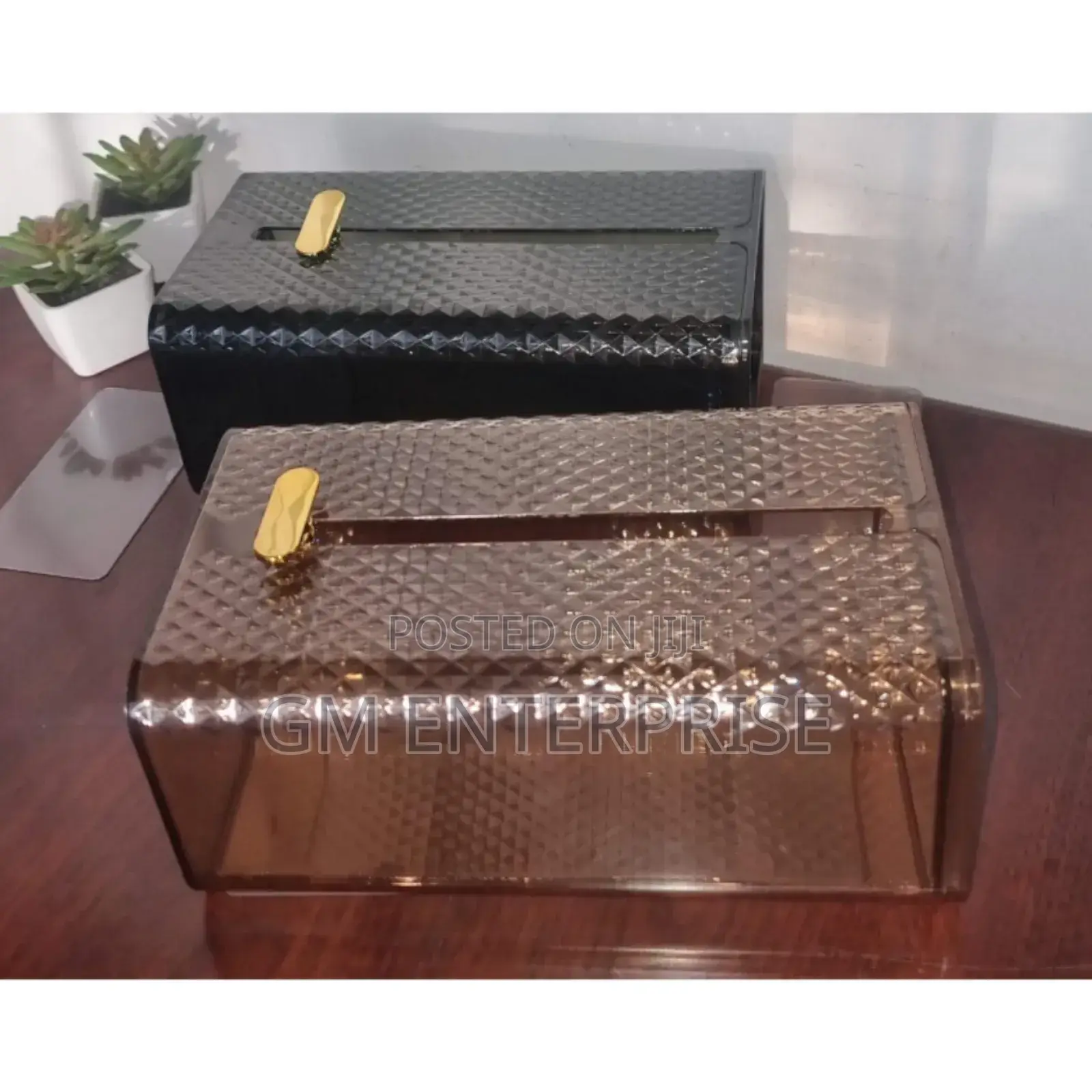 Wall Mounted Elegant Diamond Tissue Box
