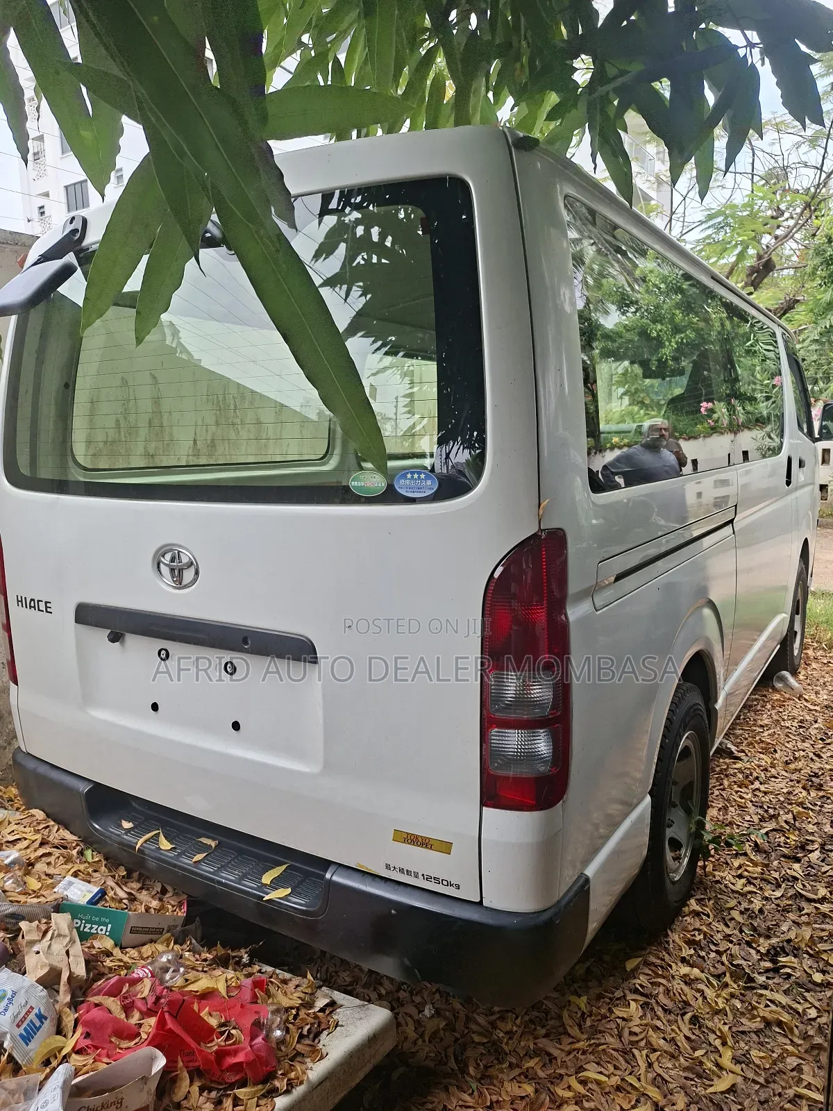 Toyota HiAce 2018 White