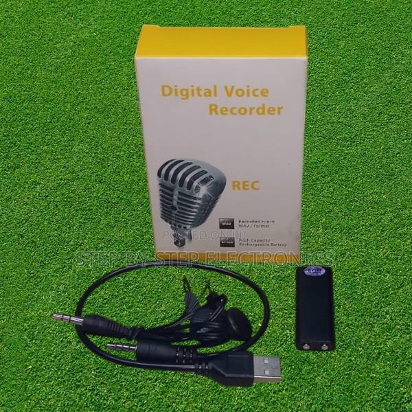 Rechargeable Mini 8gb Voice Recorder With High Sound Accuracy