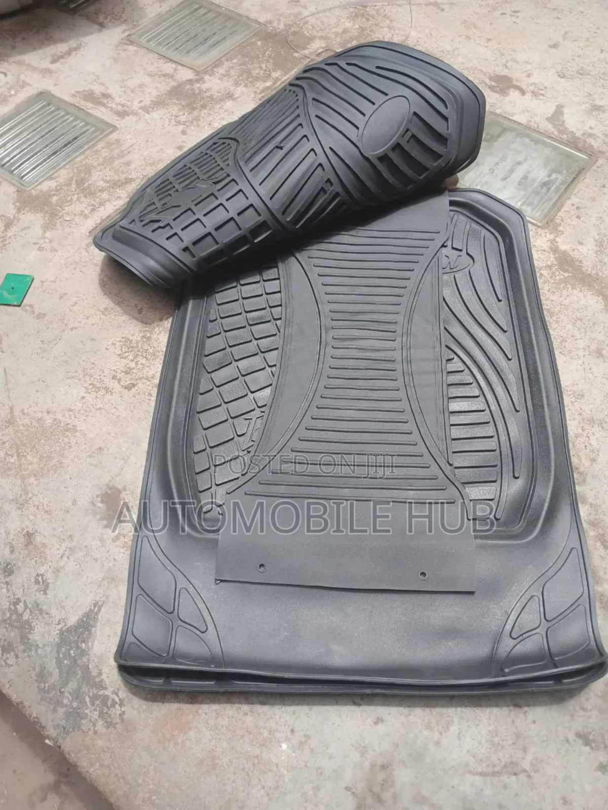 5pcs Antislip Black Floor Mats Number 1.