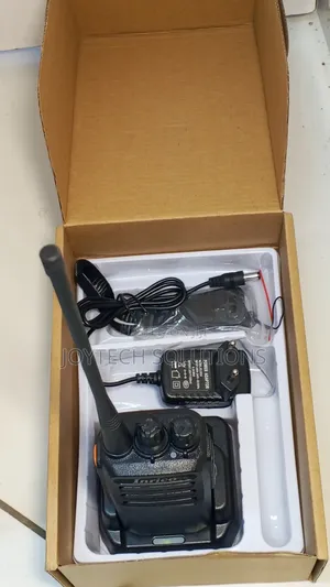Wireless Walkie -Talkie. Inrico Pd 660 Programmable Channels