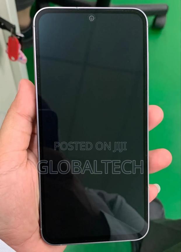 Samsung Galaxy S23 FE 256 GB Gray - thumbnail 4