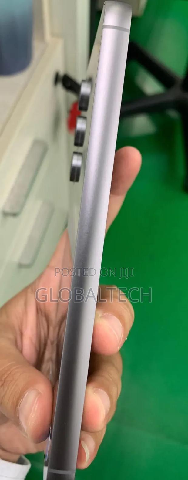Samsung Galaxy S23 FE 256 GB Gray - thumbnail 3